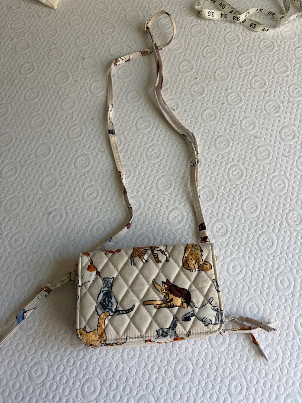NWOT Quilted Cat Print Crossbody Bag in Cream